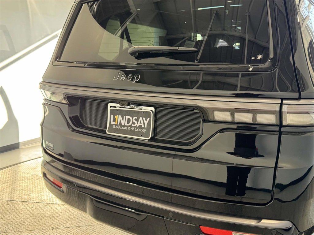 New 2026 Jeep Grand Wagoneer L Limited image 8