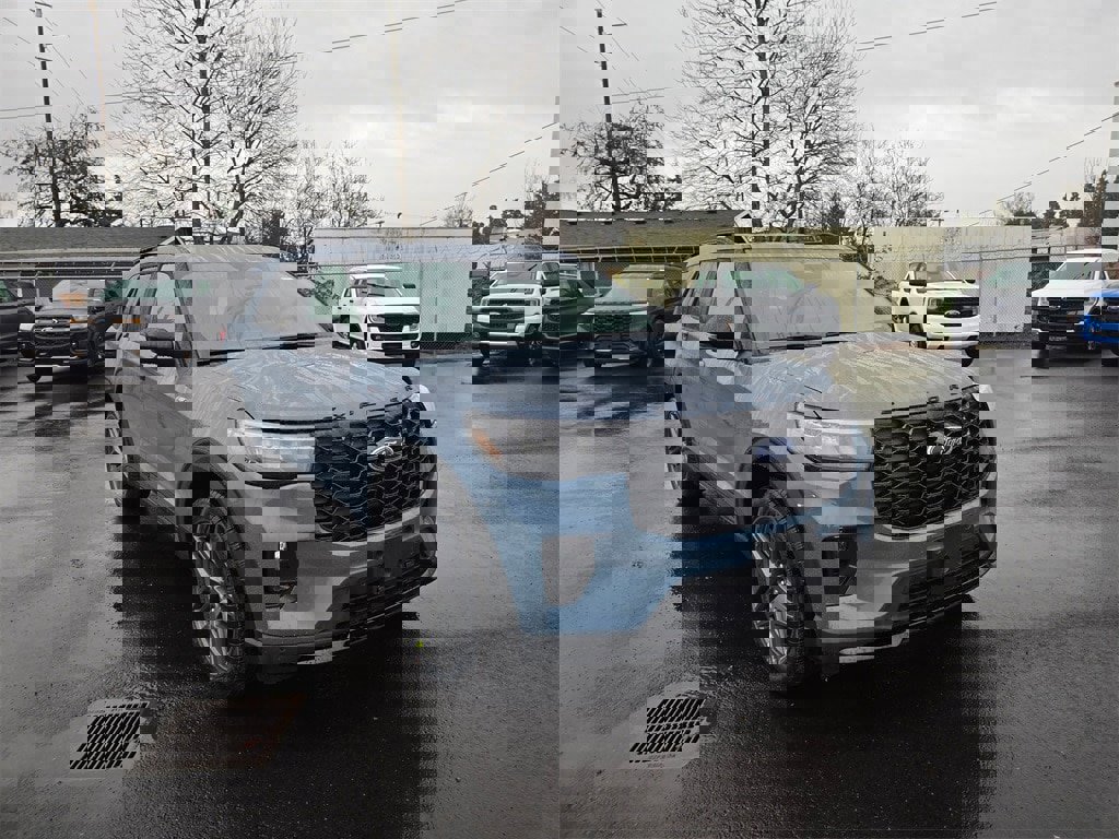 New 2026 Ford Explorer ST-Line w/ ST-Line Street Pack image 3