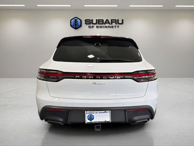 Used 2025 Porsche Macan AWD/4WD image 4