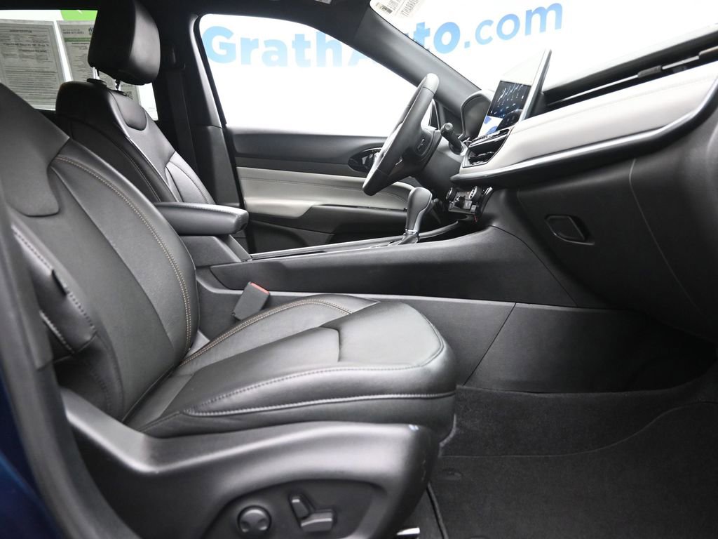 Used 2024 Jeep Compass Limited w/ Elite Group image 7