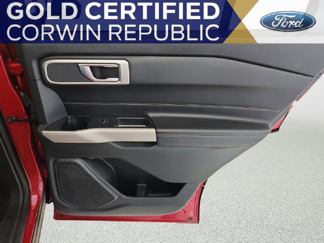 Certified 2024 Ford Explorer XLT AWD/4WD image 28