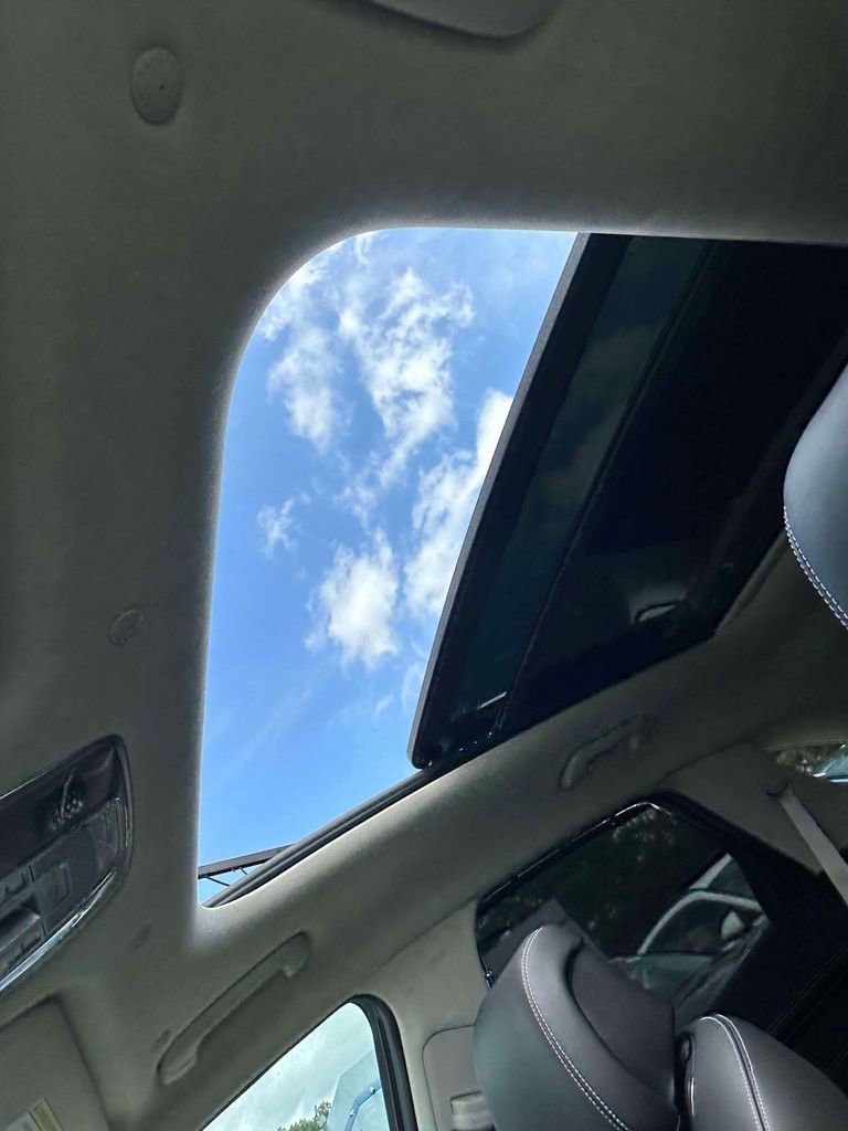 New 2025 Genesis Electrified GV70 Advanced w/ Prestige Package image 23