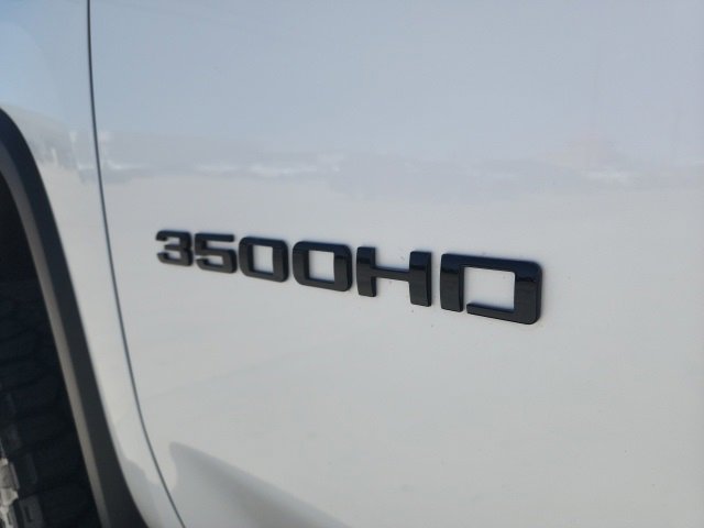 Used 2023 Chevrolet Silverado 3500 High Country w/ Safety Package II image 14
