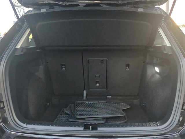 Certified 2024 Volkswagen Taos S image 9