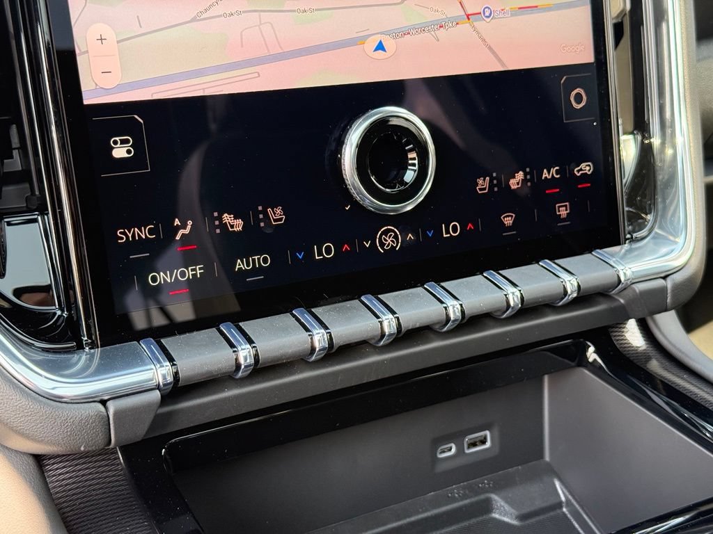 New 2026 GMC Yukon XL Elevation w/ Elevation Premium Package AWD/4WD image 16