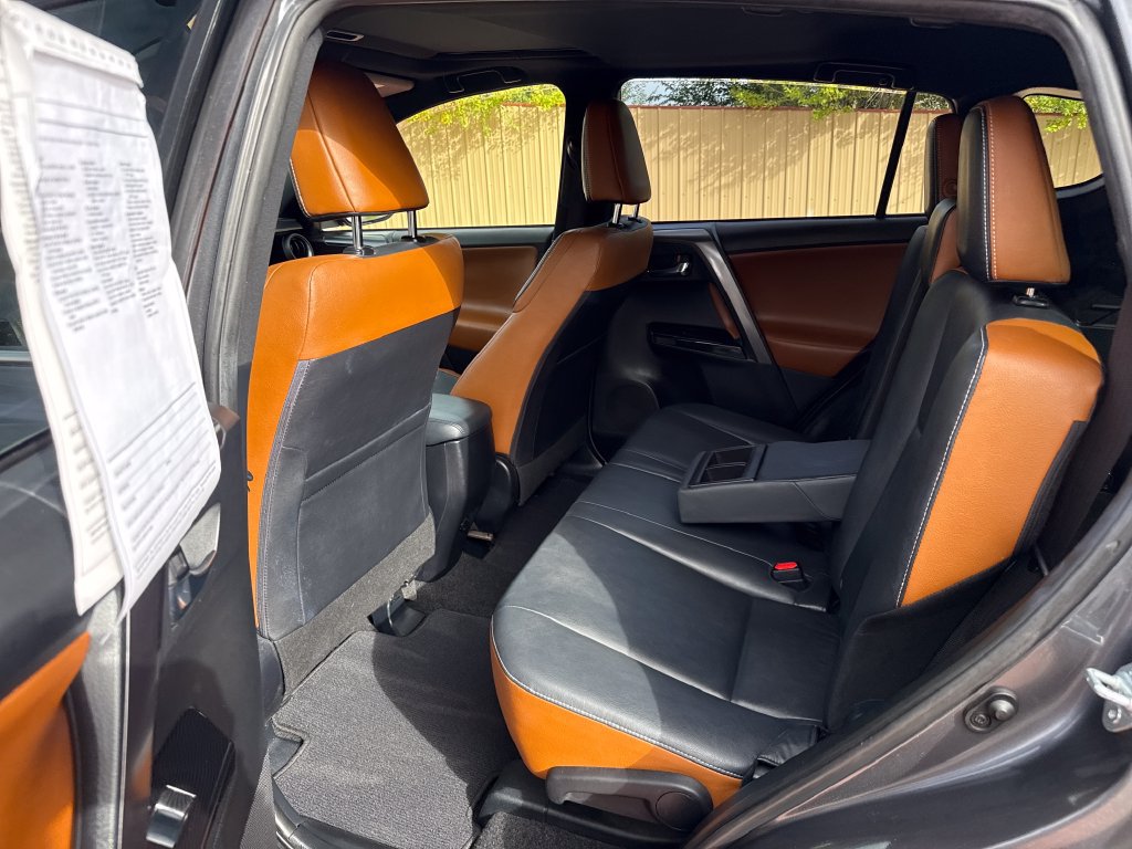 Used 2017 Toyota RAV4 SE FWD image 20