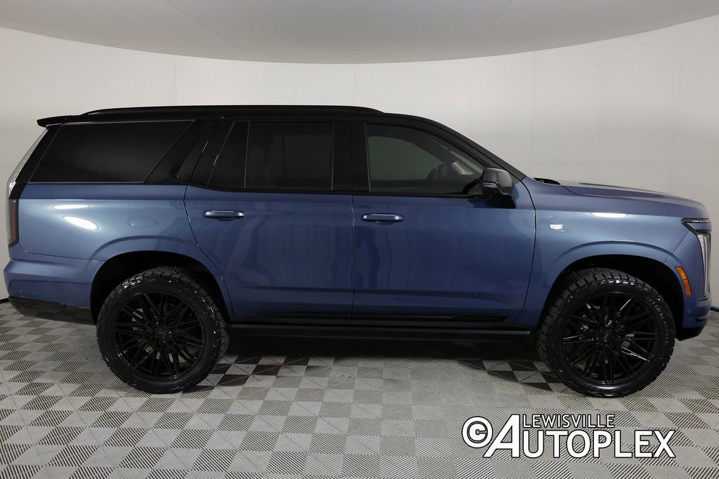 Used 2026 Cadillac Escalade Platinum Sport w/ LPO, Floor Liner Package image 4