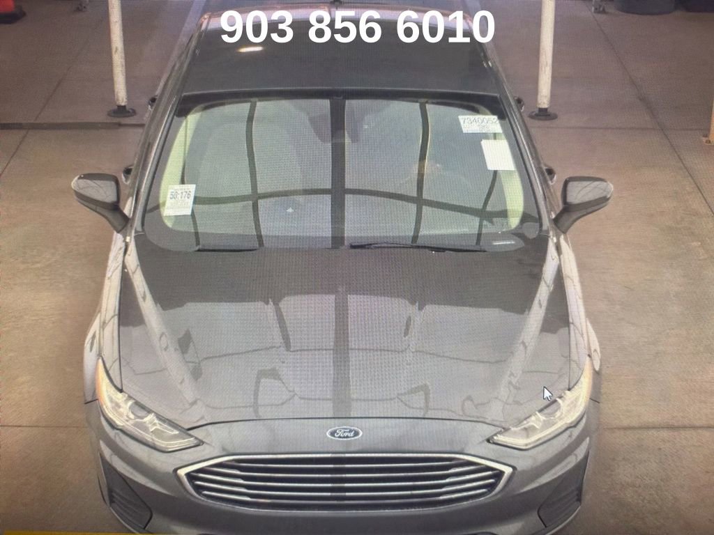 Used 2019 Ford Fusion SE w/ Equipment Group 151A image 2