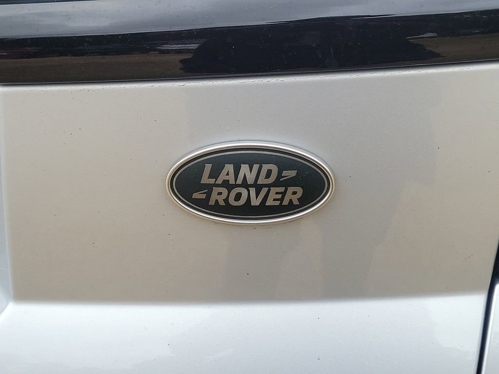 Used 2021 Land Rover Range Rover Sport HST image 19