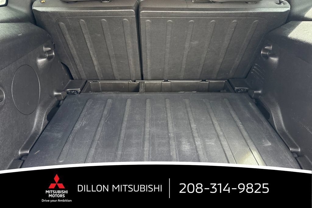 Used 2009 Chevrolet HHR LS FWD image 17