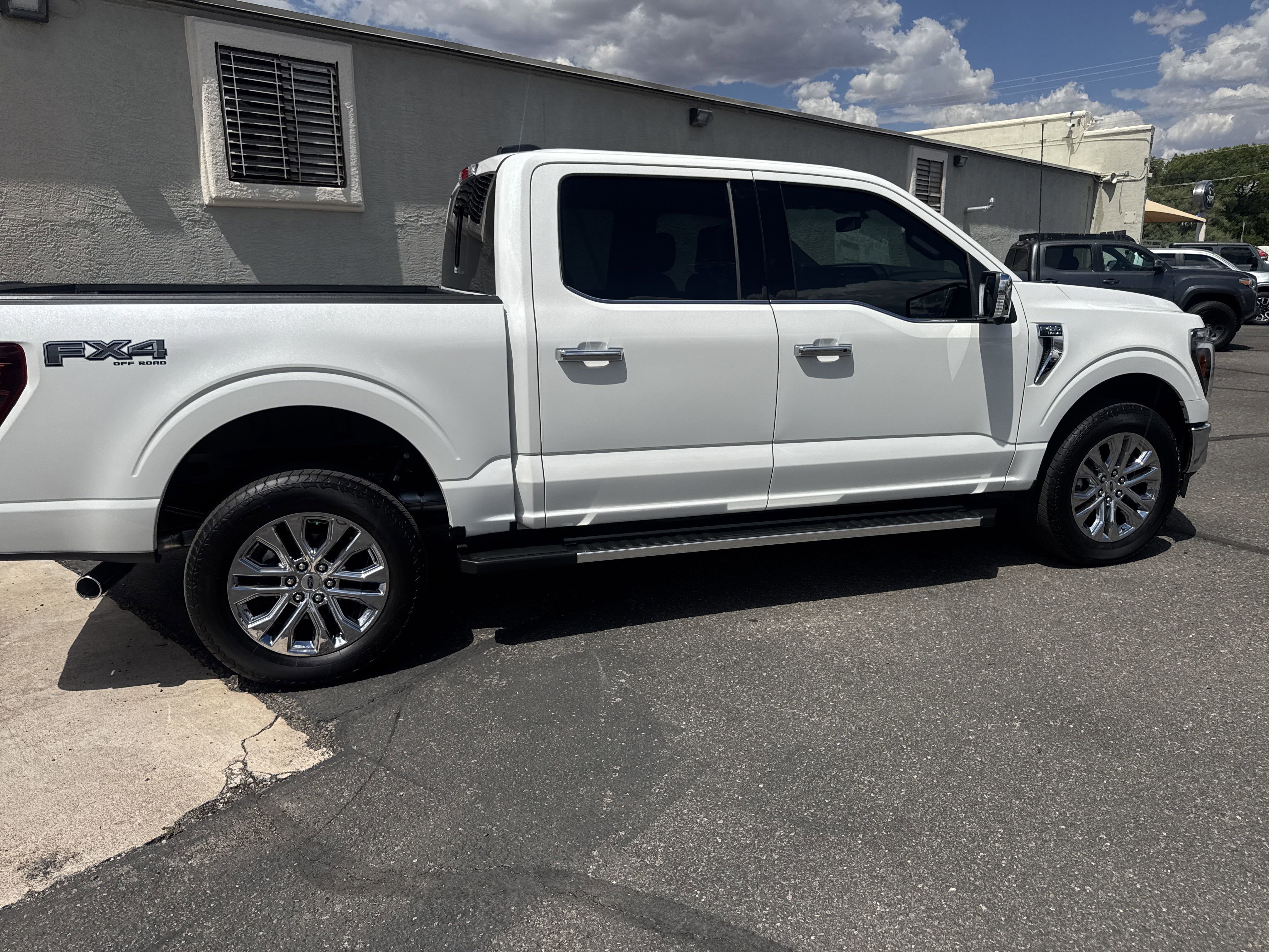 New 2025 Ford F150 Lariat w/ Equipment Group 502A High image 8