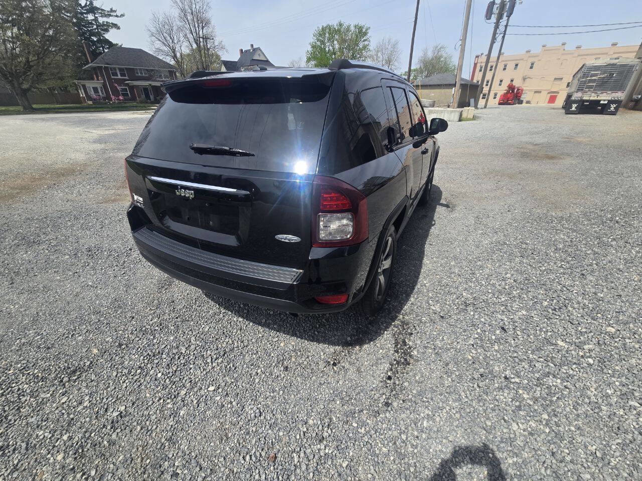 Used 2017 Jeep Compass High Altitude AWD/4WD image 6