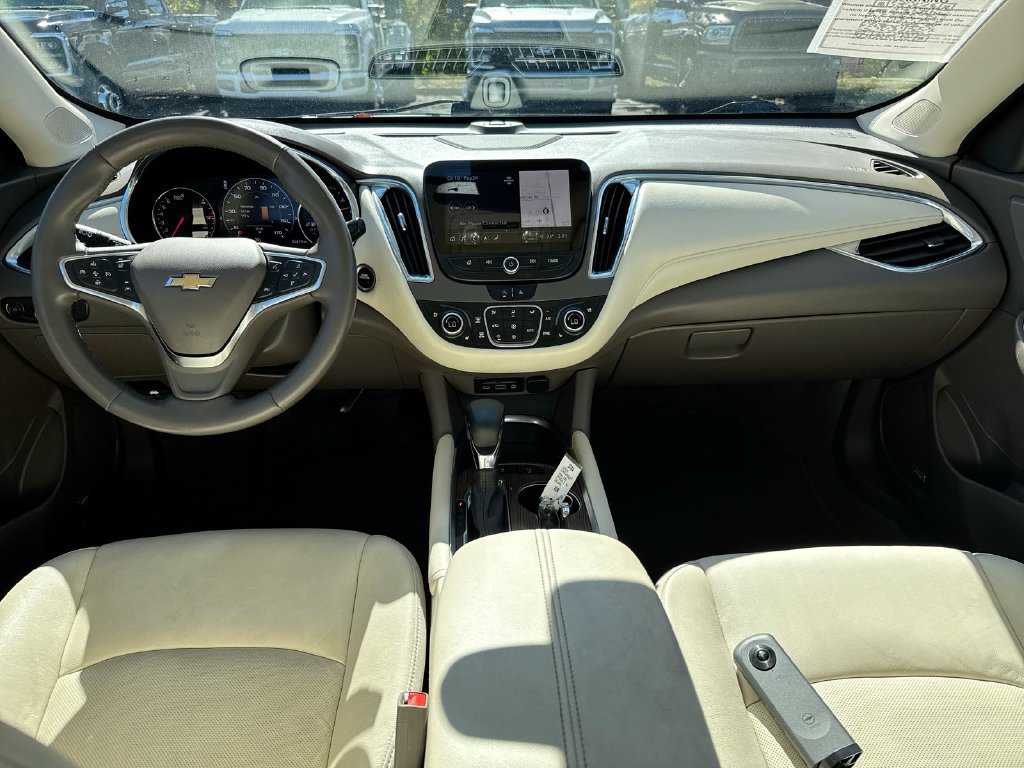 Used 2024 Chevrolet Malibu LT FWD image 10