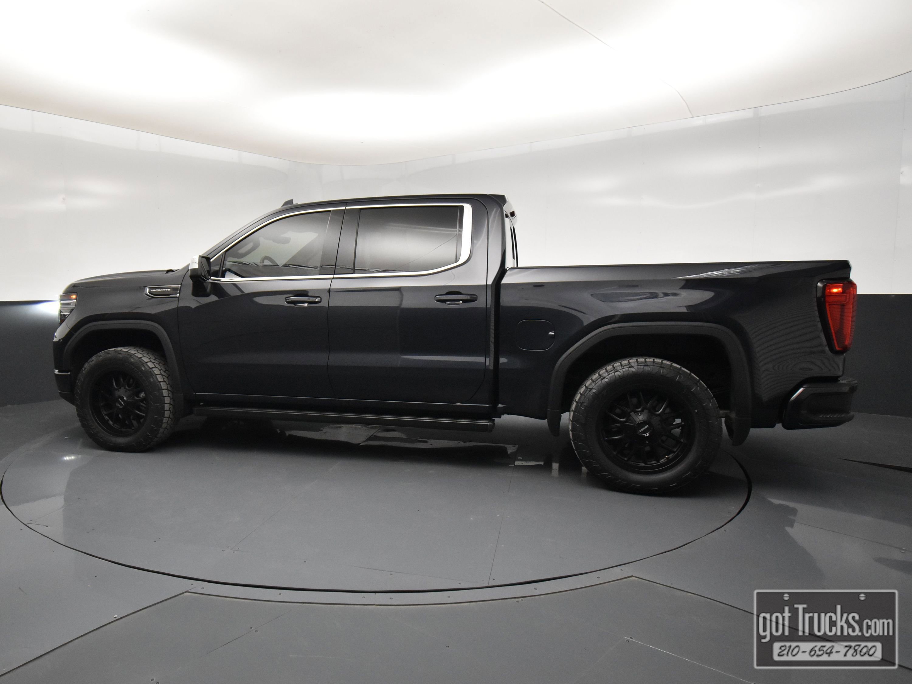 Used 2022 GMC Sierra 1500 Denali Ultimate image 3