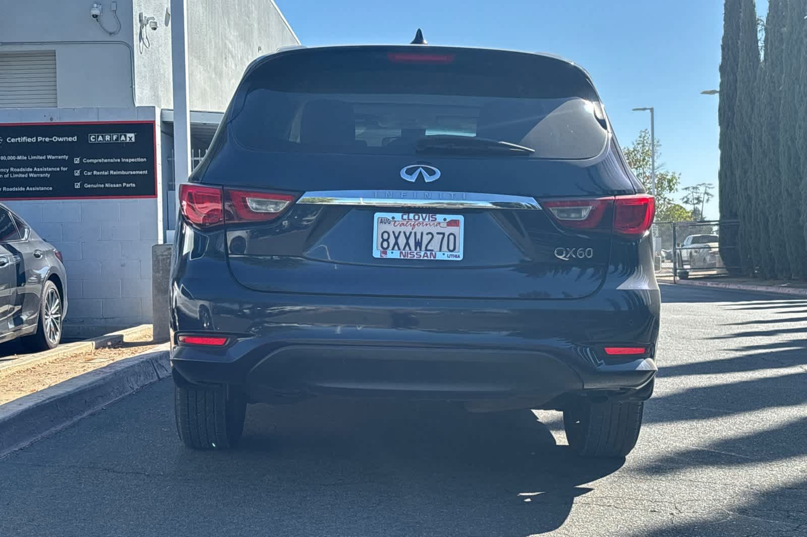Used 2017 INFINITI QX60 Luxe w/ Premium Plus Package AWD/4WD image 8