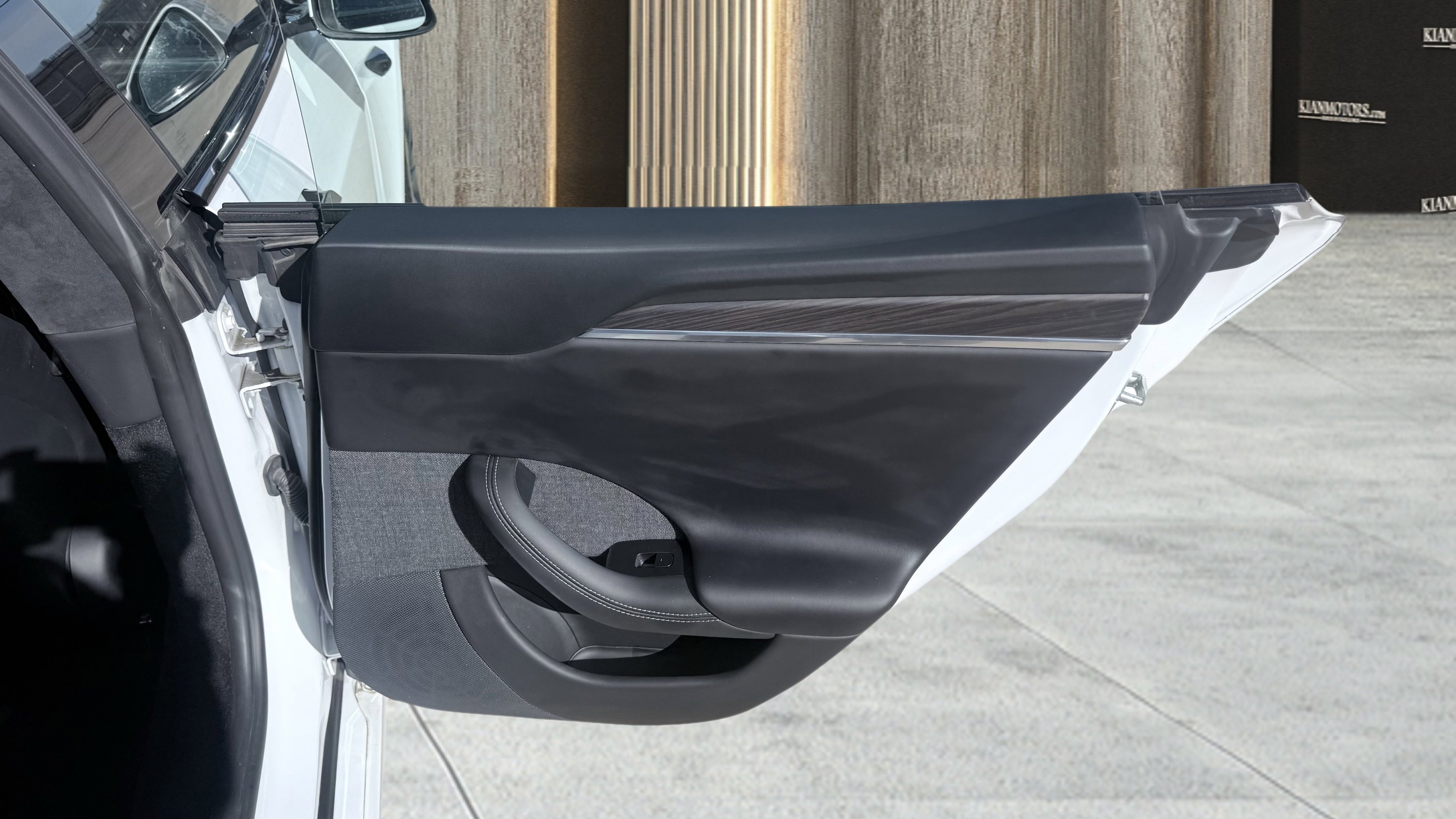 Used 2021 Tesla Model S Long Range image 33