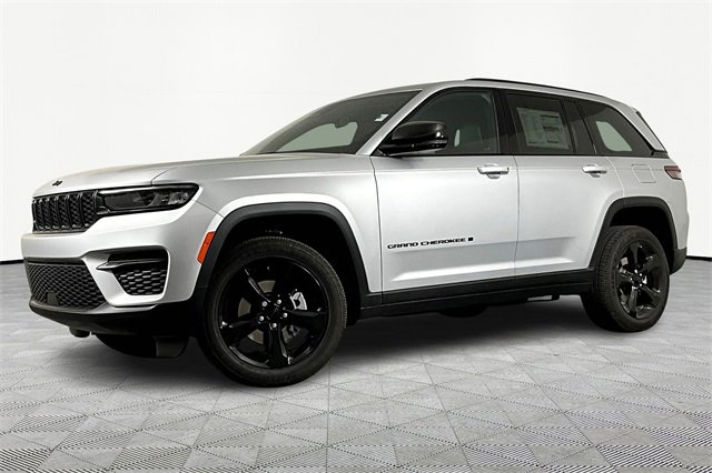 New 2025 Jeep Grand Cherokee Altitude