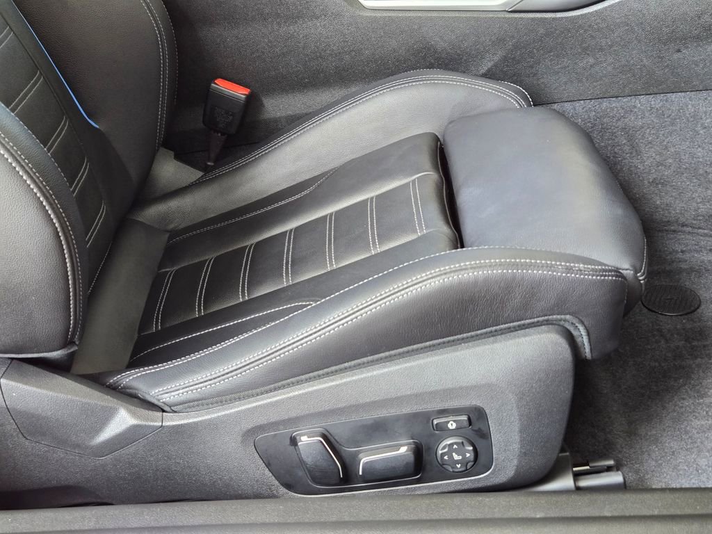 Used 2024 BMW M2 w/ Lighting Package image 27