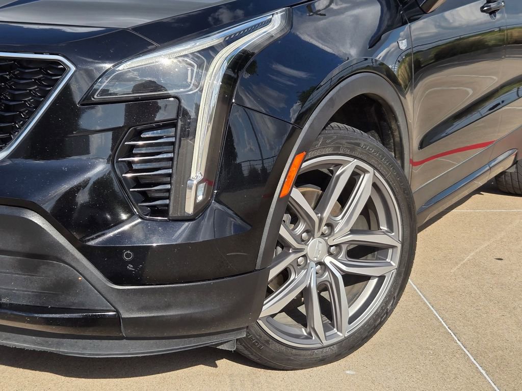 Used 2019 Cadillac XT4 Sport w/ Driver Assist Package image 7
