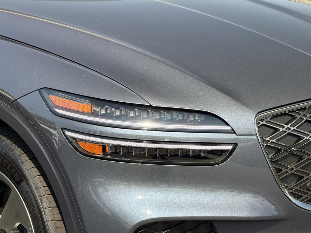 New 2026 Genesis GV70 2.5T Select AWD/4WD image 15
