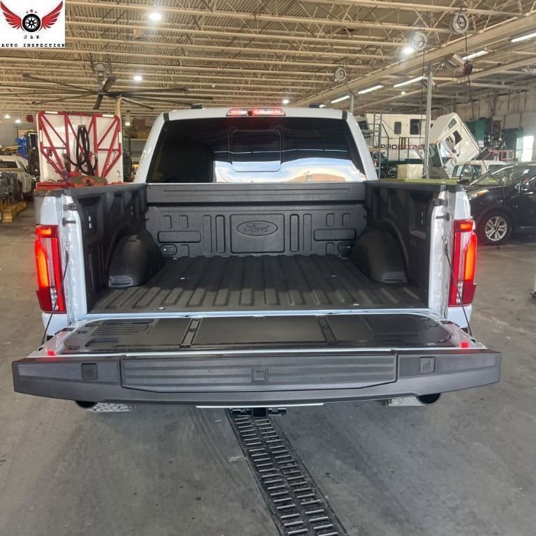 Used 2025 Ford F150 Raptor image 3