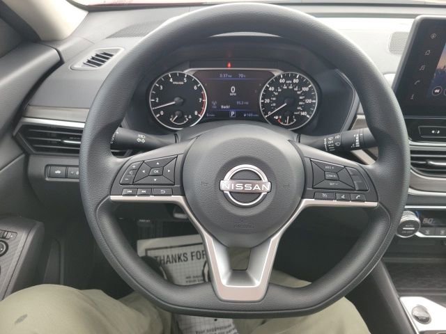 New 2026 Nissan Altima 2.5 SV FWD image 17