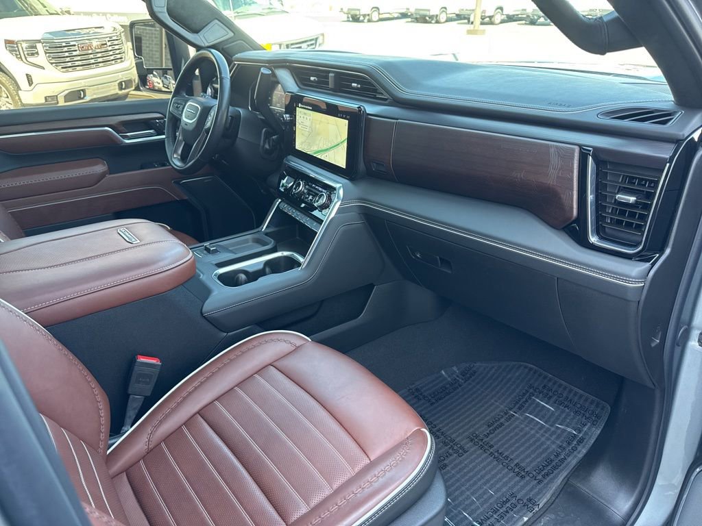 Used 2025 GMC Sierra 2500 Denali Ultimate AWD/4WD image 58