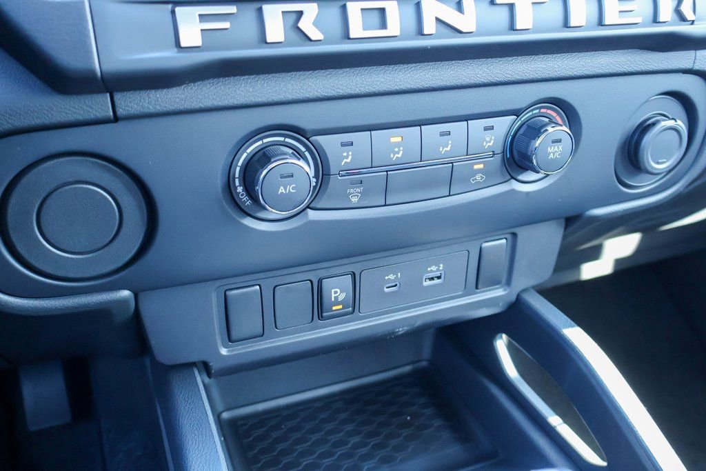 New 2026 Nissan Frontier SV image 12