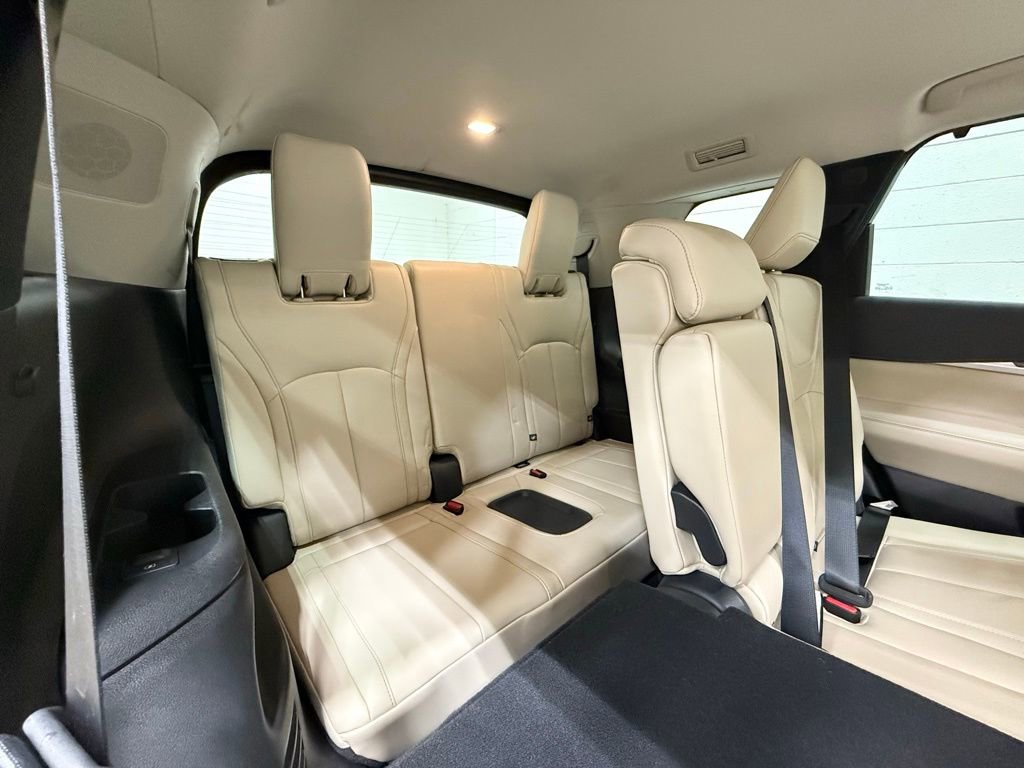 Used 2023 INFINITI QX60 Luxe w/ Performance Audio Package image 50