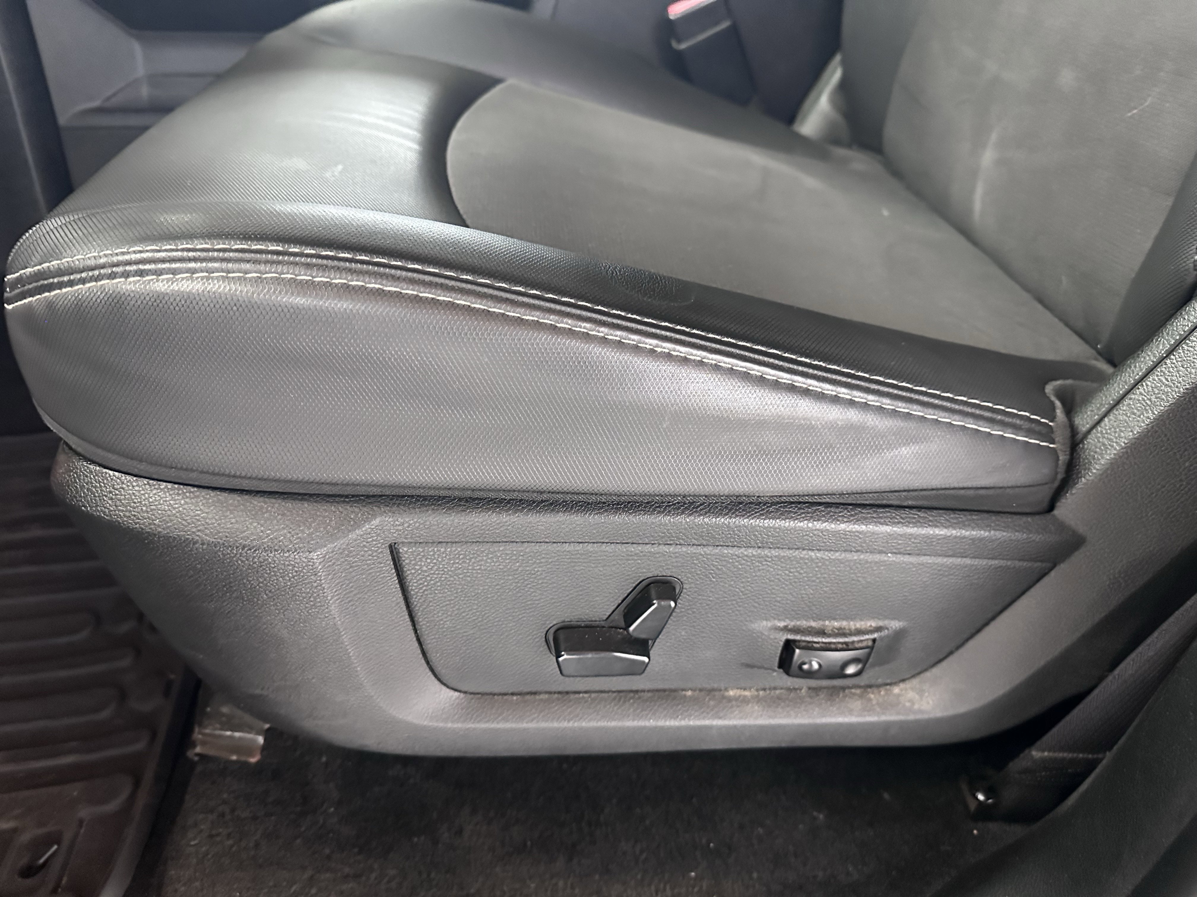 Used 2017 RAM 1500 Rebel w/ Luxury Group image 49