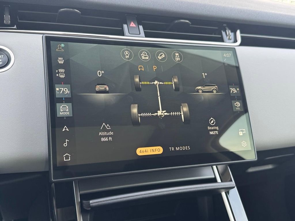 Used 2024 Land Rover Range Rover Evoque Dynamic SE image 19