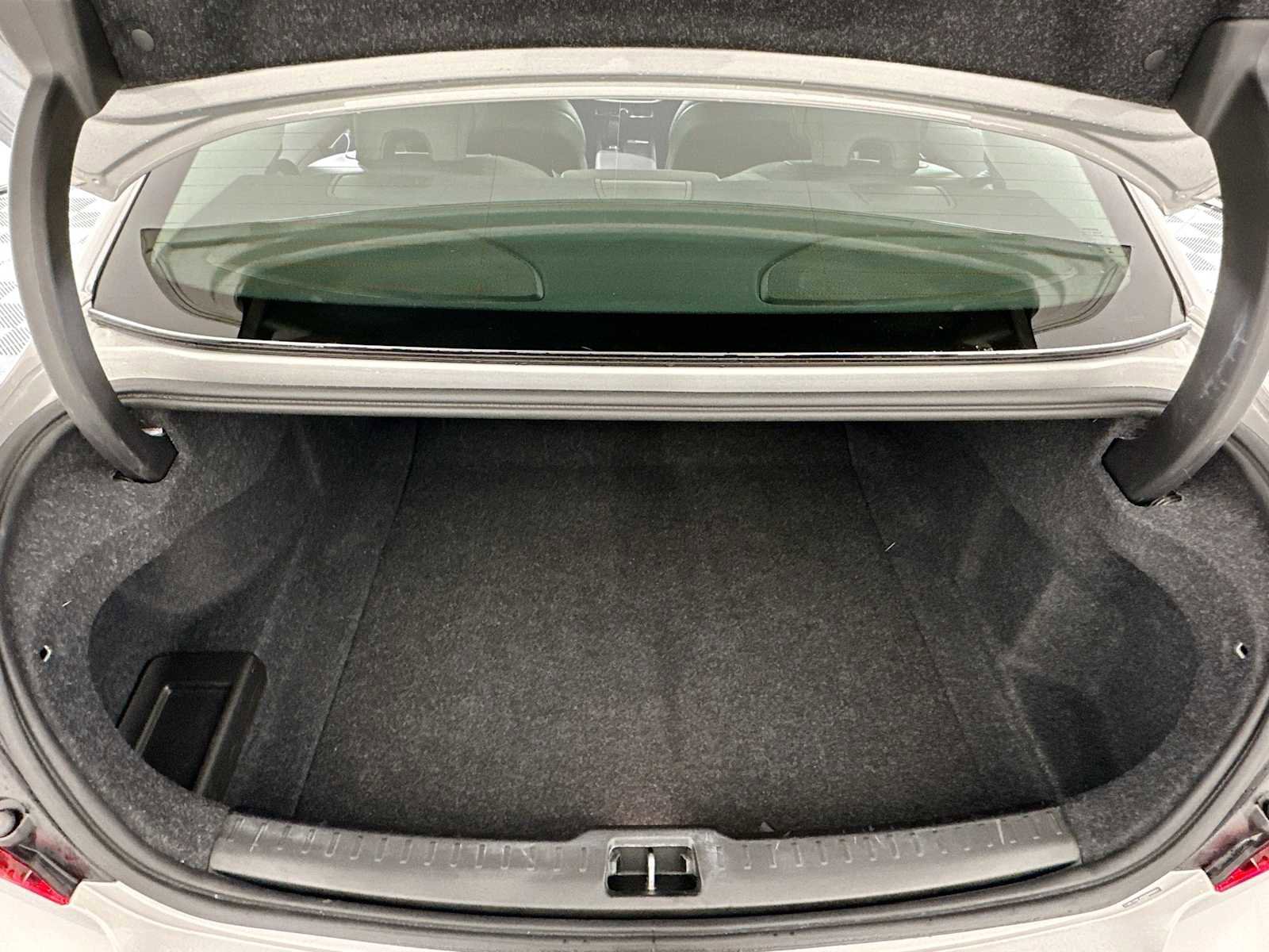 Used 2025 Volvo S60 B5 Core image 24