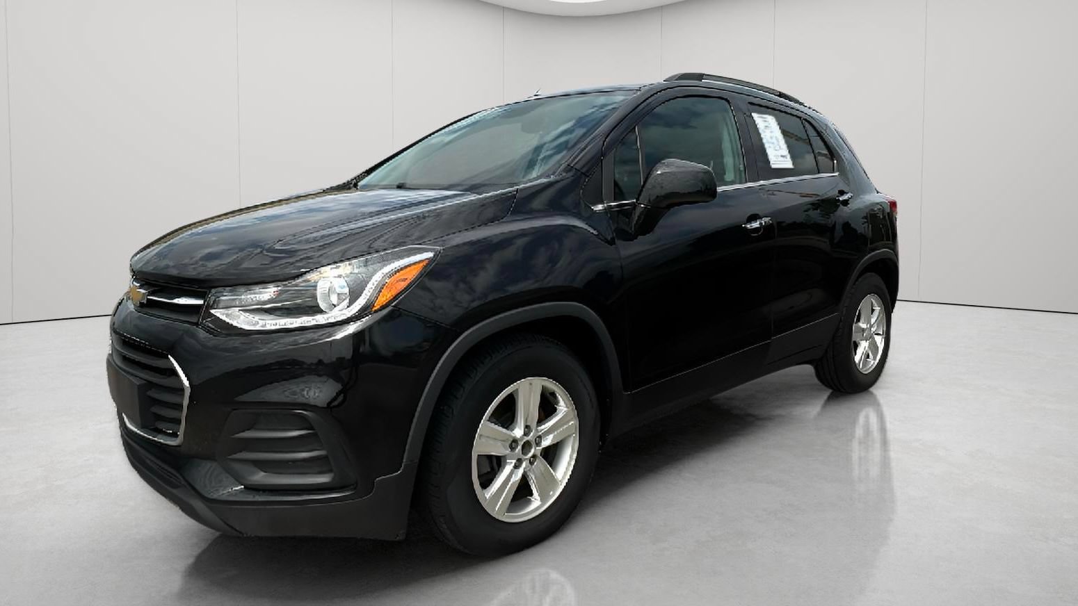 Used 2019 Chevrolet Trax LT w/ LT Convenience Package FWD image 10