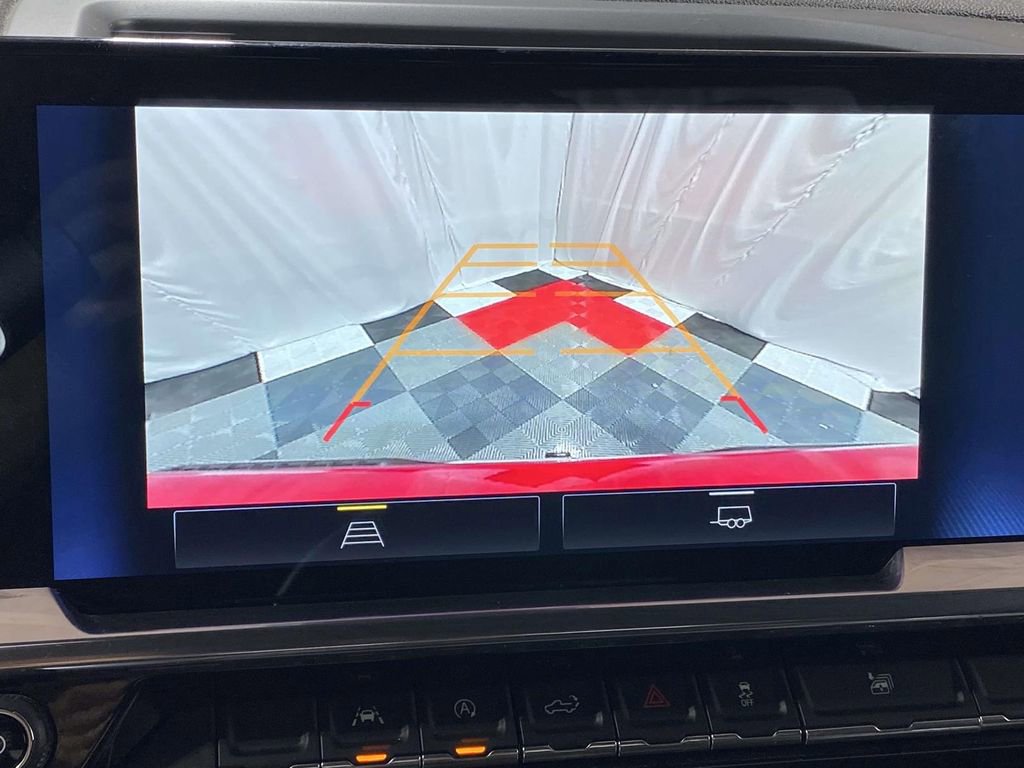 Used 2024 Chevrolet Silverado 1500 LT image 29