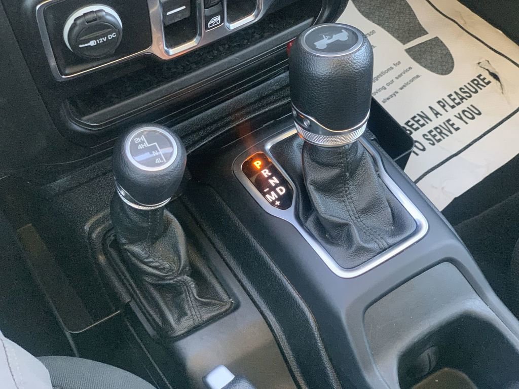 Used 2021 Jeep Wrangler Unlimited Sport image 14