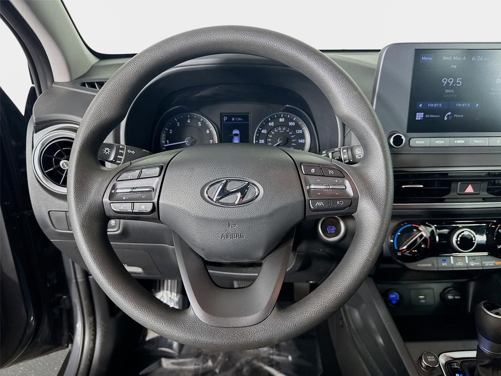 Certified 2023 Hyundai Kona SEL FWD image 12