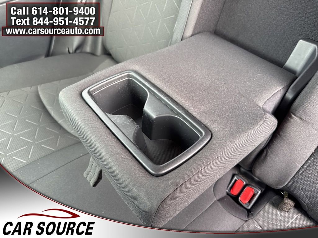 Used 2021 Toyota RAV4 XLE w/ Convenience Package image 32