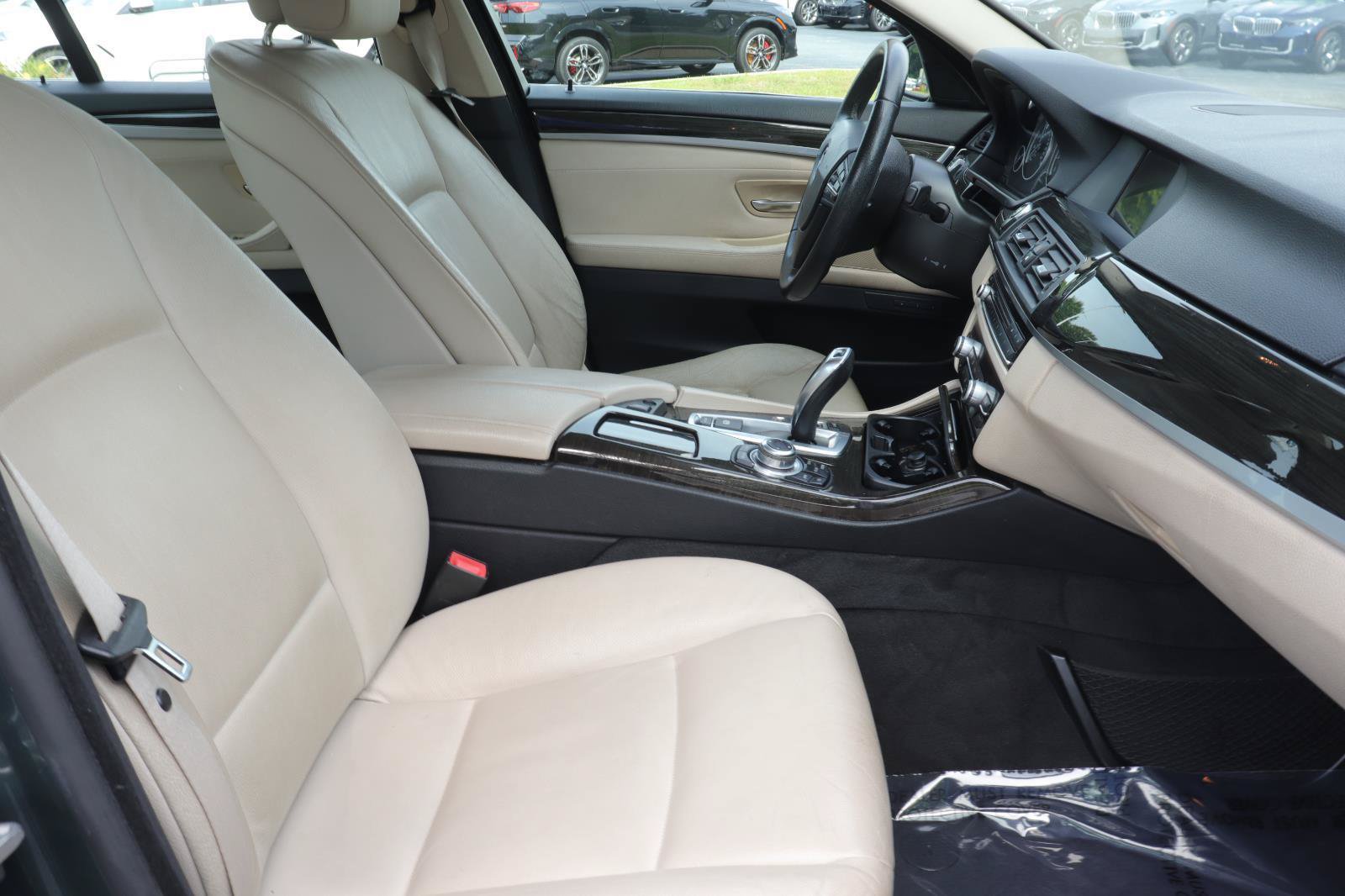 Used 2013 BMW 528i Sedan RWD image 16