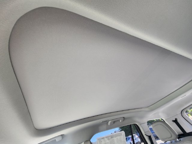 New 2026 Lincoln Aviator AWD w/ Jet Appearance Package image 22