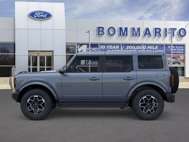 New 2025 Ford Bronco Outer Banks image 3