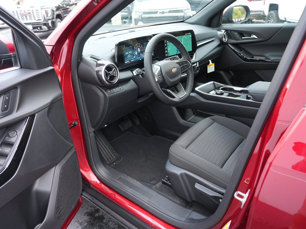 New 2027 Chevrolet Equinox LT AWD/4WD image 9
