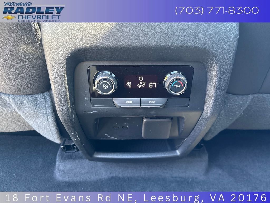 Used 2024 Chevrolet Traverse Z71 w/ Enhanced Driving Package AWD/4WD image 26