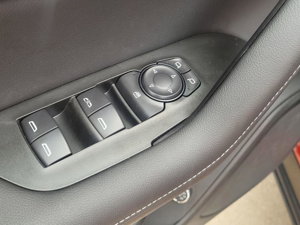 New 2026 Chevrolet Blazer LT image 15