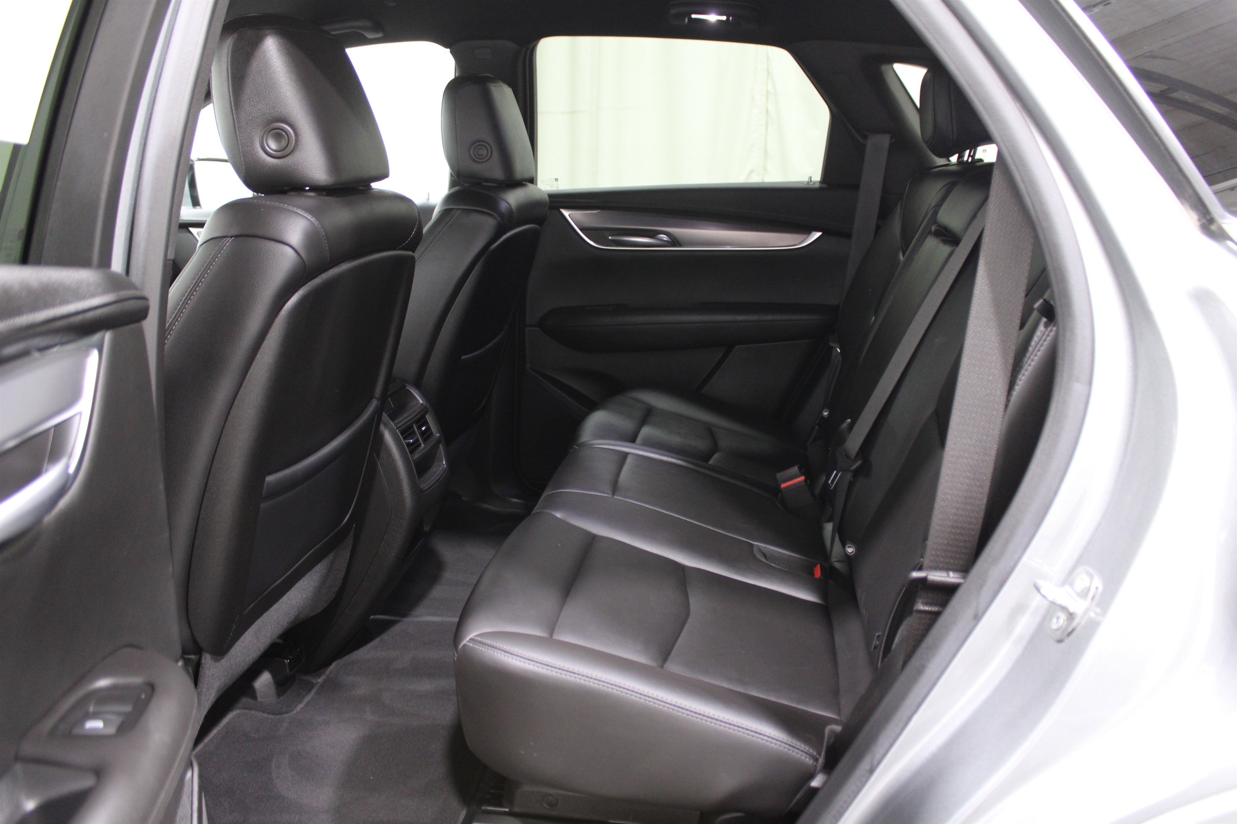 Certified 2024 Cadillac XT5 Luxury image 25