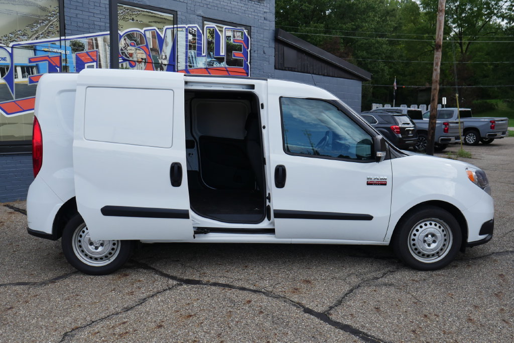 Used 2022 RAM ProMaster City Tradesman FWD image 6