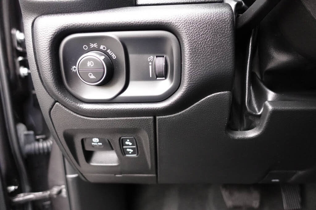Used 2022 RAM 1500 Big Horn AWD/4WD image 54