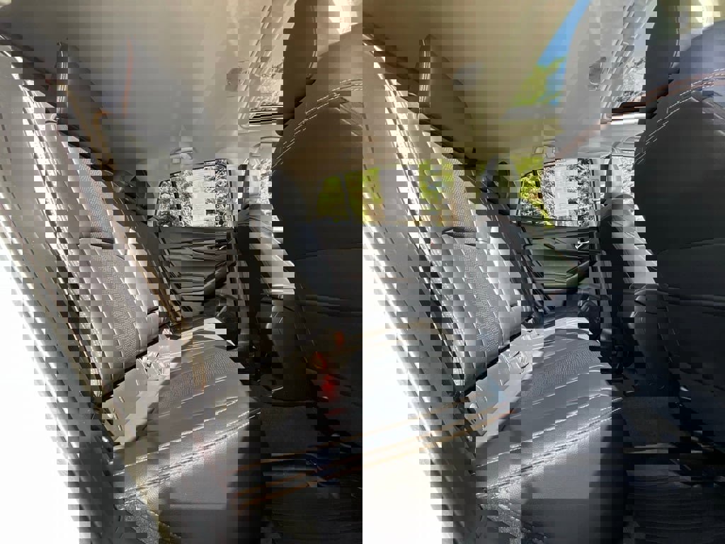 Used 2019 Subaru Crosstrek 2.0i Limited w/ Moonroof Package w/Navigation image 13