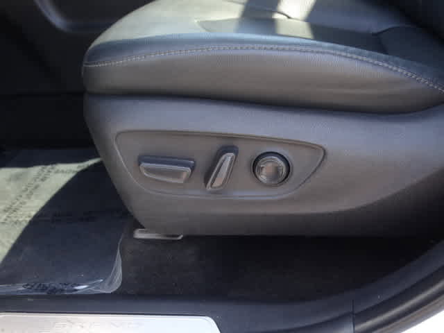 Used 2024 Toyota Grand Highlander Limited image 18