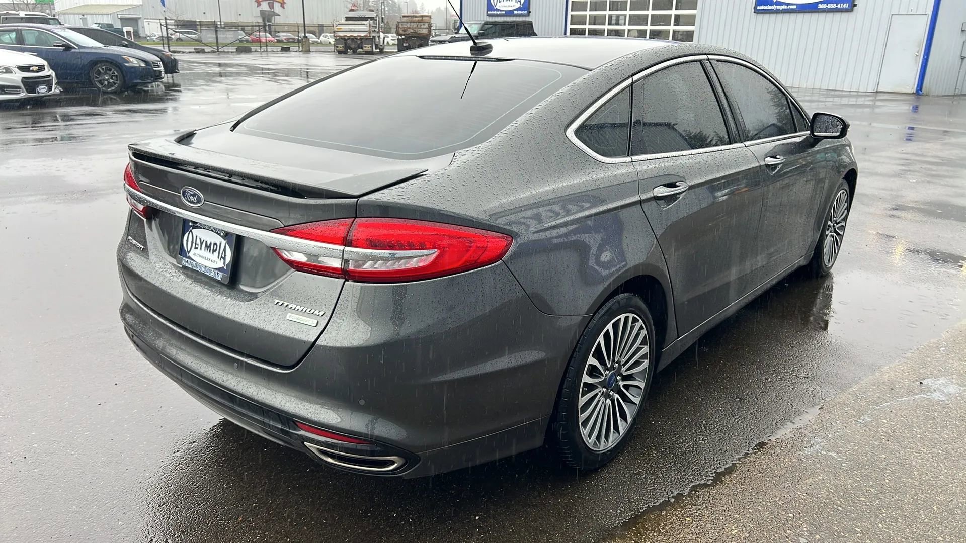 Used 2017 Ford Fusion Titanium image 9