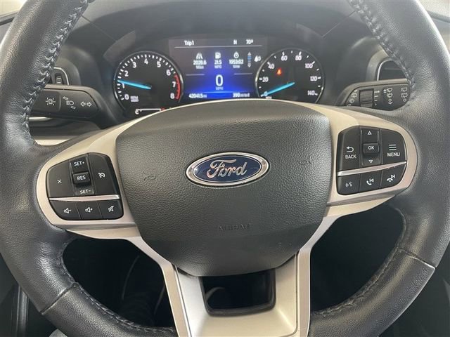Used 2022 Ford Explorer XLT w/ Equipment Group 202A AWD/4WD image 15